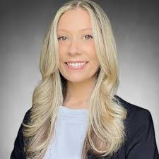 Miranda Gillis's Instagram, Twitter & Facebook