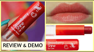 Himalaya's intensive moisturizing cocoa butter lip balm is a luxurious blend of herbal butters that moisturize. Himalaya Strawberry Shine Lip Balm Honest Review Demo Hindi Natural Lip Balm Youtube