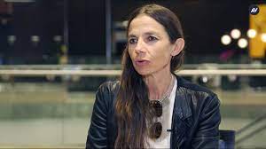 Frannie bateman's bird's eye vi. Justine Bateman On How Hollywood Has Changed Since Her Family Ties Days Youtube