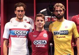 La particolarità di questa maglia sta proprio nella cucitura sul petto dell'anno del. Maglie Cittadella 2017 2018 La Firma Di Boxeur Des Rues