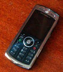 File:Motorola SLVR L9.jpg - Wikimedia ...