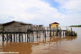 Varselet viser lokal tid for kampung tanjung karang, 6 timer før norge. Fisherman S Catch At Tanjung Karang Selangor