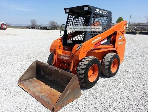 Doosan 440 Plus Skid Steer Loader