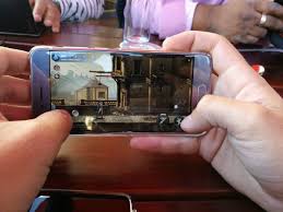 Assassin S Creed Unity Mobile Spin Off Revealed As Honor9 Handset Exclusive Coming To Ios And Android Later Assassins Creed Unity Assassin S Creed Unity Assassins Creed