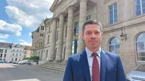Photo De stagiaire  prsident : qui est Yoann Wolff le nouveau juge  la ...