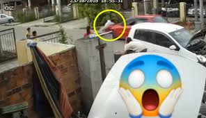 We did not find results for: Video Budak Main Kejar Kejaran Di Jalan Raya Dilanggar Kereta Citer Member