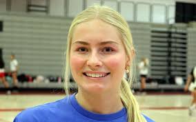 Coach leaves starters in during blowout game