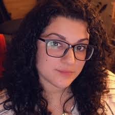 Elizabeth Squillace's Instagram, Twitter & Facebook