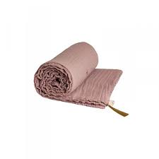 Nos couettes en coton bio sont certifiées gots ce qui est un gage de sérieux quand au respect nous avons sélectionné un coton bio de haute volée certifié gots et avons établi un cahier des. Couverture D Ete Coton Bio 110 X 160 Cm Vieux Rose Le Pestacle De Maelou