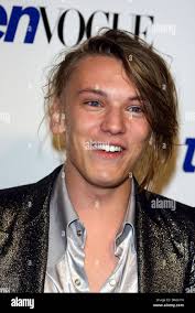 bower' hi-res stock photography and images