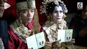 Gaji karyawan pabrik roti jordan di ngadiluwih kediri. Misteri Potongan Tulang Kaki Di Selokan Pabrik Roti Di Kediri Regional Liputan6 Com
