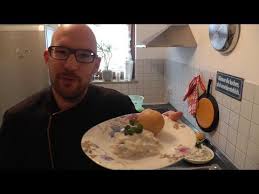Matjes Hausfrauenart Mit Pellkartoffeln Rezept Videoanleitung Von Tv Sternekoch Faust Koch Yout Pellkartoffeln Rezept Matjes Hausfrauenart Pellkartoffeln