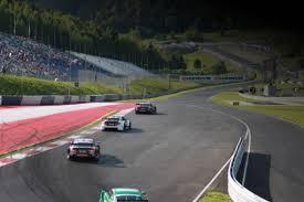 If you like fast cars and race tracks, you will definitely love passing by the finish line you should play a car racing game from the enormous collection of y8's racer games. Rennsimulator Fahren Bonn Racing Car Benz