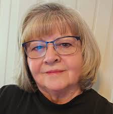 Ron Acklin's Instagram, Twitter & Facebook