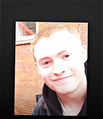 the buzzcut reveal... THIS IS A JOKE GUYS HE STILL LOOKS CUTE #kitconnor  #heartstopper #nicknelson #haircut #fyp #foryou