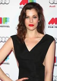 Others shared hilarious memes and jokes about the incident. Fan Casting Jessica De Gouw As Jessica Drew In Mcu Live Action Fan Castings That We Wish Would Come True On Mycast