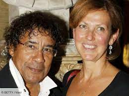 Laurent voulzy est l'un des invités du numéro de 100% taratata diffusé ce mardi 26 janvier en prime sur france 2. Laurent Voulzy Qui Est Sa Femme Mirella Lepetit Voici