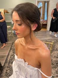 If you are in #Charlotte and in entertainment, fashion or business in  general, follow me