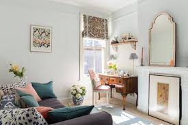 A London Interior Designer S Elegant Eclectic Flat Interior Design Work Space Decor Boutique Interior Design