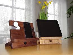 Sie nie haben immer zu zahlen einige riesige bargeld und erhalten neu hausrat um regenerieren a schau. Dekorativer Smartphone Halter Schreinerei Schneckenburger