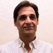 Université de Tours sur LinkedIn : Retour en images sur la remise de  diplôme de Docteur Honoris à Anne…