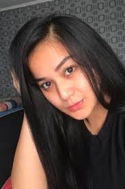 Sama dengan anisa bahar, putrinya, juwita tofhany alias juwita bahar pun meminta doa dari netizen untuk kesembuhan neneknya. Juwita Bahar Movies Age Biography