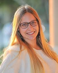 Mallory Ashwander's Instagram, Twitter & Facebook