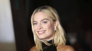 Margot elise robbie was born on 2 july 1990 and she is an australian actress and also a movie. Margot Robbie Oben Ohne Uberraschung Hier Verwohnt Sie Halbnackt Ihre Fans News De