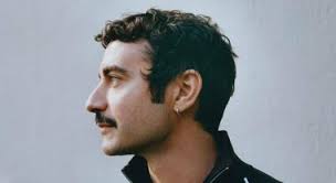 Dario Vitale, chi è il nuovo direttore creativo di Versace: l'arrivo a  Milano, il passato