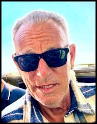 Bruce Max Patti Clarence Danny Stevie Roy. #estreetband #somembers  #maxweinberg #pattiscialfa #dannyfederici #clarenceclemons #steievanzandt  #roybitten #musicians #estreetfans #springsteenfans #singer #songwriter  #concert Credit to photographers.