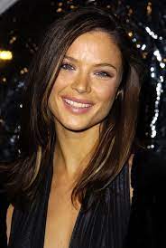 Learn how rich is in this year and how spends money? Who Is Georgina Chapman Harvey Weinstein S Wife 8 Things To Know About The Marchesa Designer