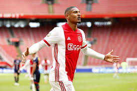 Just choose font, color & icons. Haller Ma Femme Me Dit D Arreter De Faire La Gueule Apres Un Match Pays Bas Ajax Amsterdam 7 Juin 2021 Sofoot Com