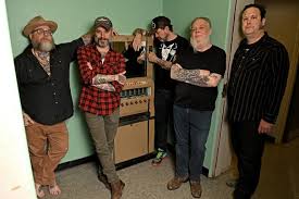 Music video by lucero performing necesitaría. Lucero Rocks New Ghosts At Fifth And Thomas
