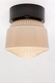 oud plafondlampje roze glas jaren 30 vintage interieurontwerp plafondlamp vintage