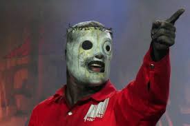 As you might already know, corey announced his newest solo album about a month ago, and he even shared the first single yesterday. Create Meme Corey Taylor Slipknot Corey Taylor Neck Corey Taylor Slipknot Pictures Meme Arsenal Com