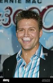 Troy Mcclain's Instagram, Twitter & Facebook