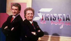 Nel 1988 conduce su italia 1 insieme a ezio greggio la prima stagione del programma striscia la notizia. Pma404ayk9mk M