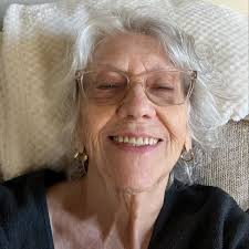 JUST IN: Pop Icon Taylor Swift Publicly Slams Donald Trump's “Outrageous”  Call for Americans Donations to U.S. Treasury to Tackle the $36 Trillion  National Debt Crisis — Just a Day After His