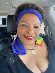 Angelia Knox's Instagram, Twitter & Facebook