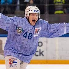 Hockey player currently playing for zug @official_evz, switzerland. Carl Klingberg On Twitter Things Doesn T Always Go The Way You Want It To Chapeau Goalie