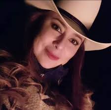 Honor a quien honor merece 🥳🥳🥳💐💐💐 Hoy celebramos juntos que nuestra  querida maestra Cindy Quezada recibe por parte de Premios Internacionales  el reconocimiento de ORGULLO HISPANO🥳🥳🥳💐💐💐👏🏻👏🏻👏🏻 En hora buena  querida maestra Cynthia