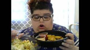 Olive garden is a chain restaurant. Olive Garden Stuffed Ziti Fritta Salad Youtube