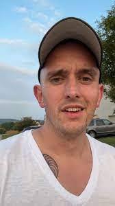 Dustin Heflin's Instagram, Twitter & Facebook