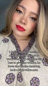 Janette Hahn's Instagram, Twitter & Facebook