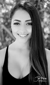 Jasmin Cruz's Instagram, Twitter & Facebook