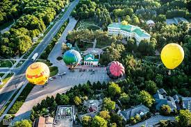 Check out their videos, sign up to chat, and join their community. Uman Gotovitsya K Tursezonu 2019