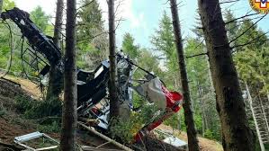 Nella inquadratura si vede anche l'addetto. Tragedia Funivia Stresa Mottarone Tre Fermi Nella Notte