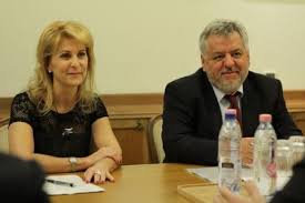 Lánczi andrás az egész világ előtt kimondta, hogy orbán viktor korrupt rendszert épít. Lanczi Andras Civilhetes