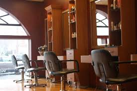 In any kind of store and can be fully customized. 7 Salon Decor Tricks To Make Your Reception Feel Spacious Phorest