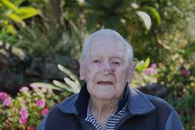 With great sadness that my father Stuart Smith of Belevedere road, Biggin  Hill passed away 23rd June 2021. His birthday today made him 82 years young  x